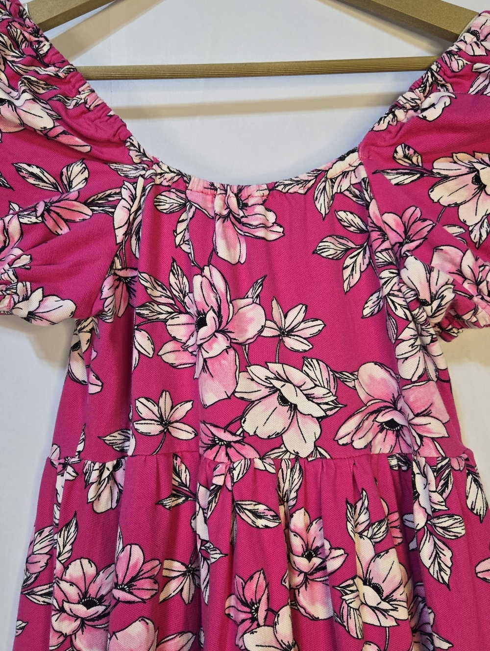 C WONDER (Christian Siriano) Hot Pink Floral Tiered Dress With Puff Sleeves NWOT - Picture 7 of 9